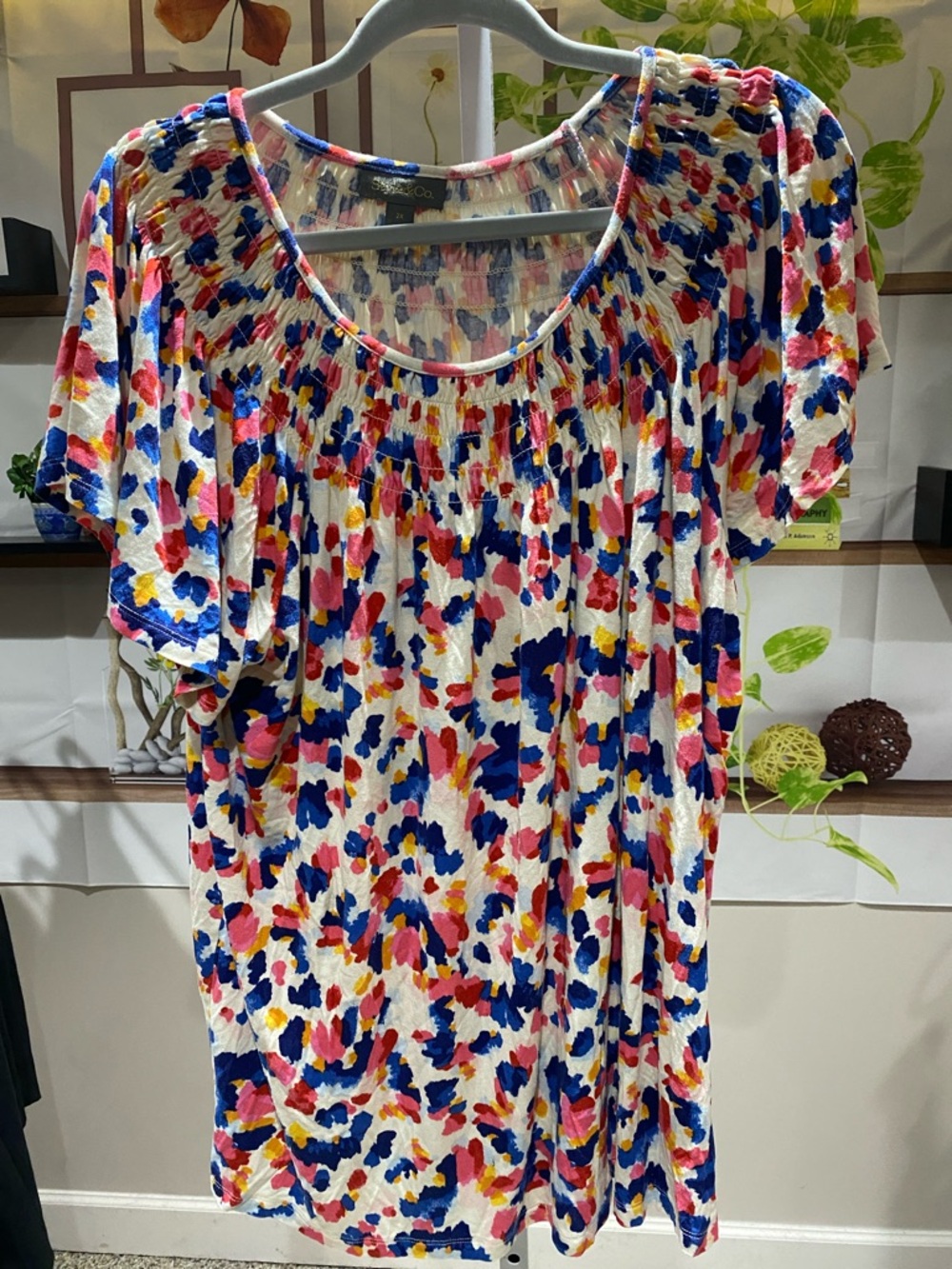 Style & Co. Multicolor Floral Scoop Neck Top 2X. Ptp is 25.